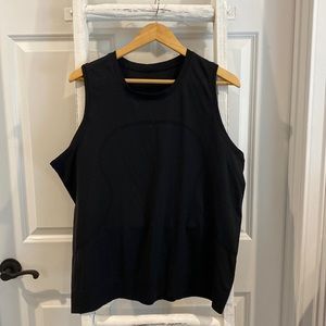 Lululemon relaxed fit muscle Tee